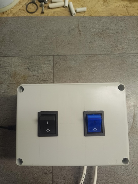 Контроллер для переключения насосов